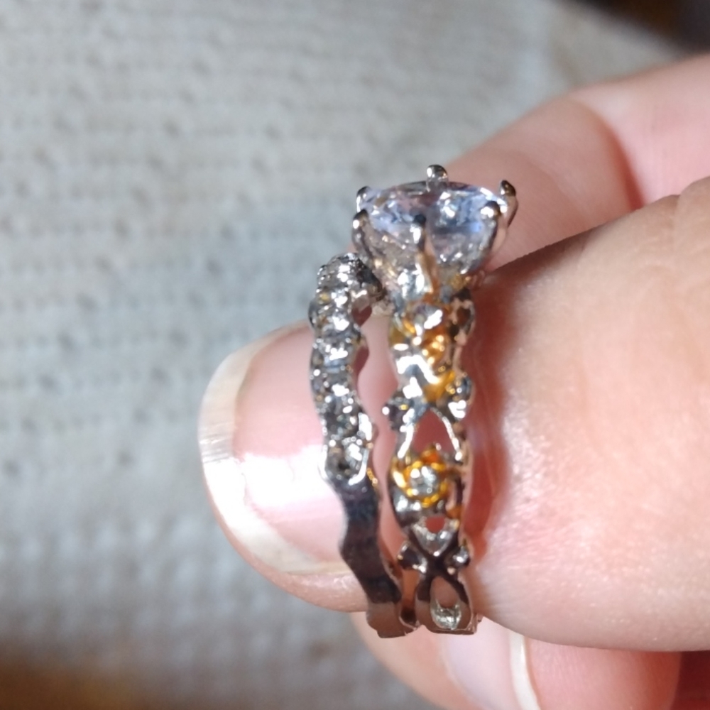 Ring - Picture 4 of 4